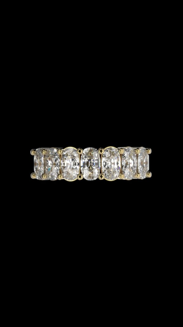 the Oval diamond ring